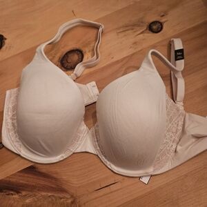 Victoria's Secret Cream Lace Bra